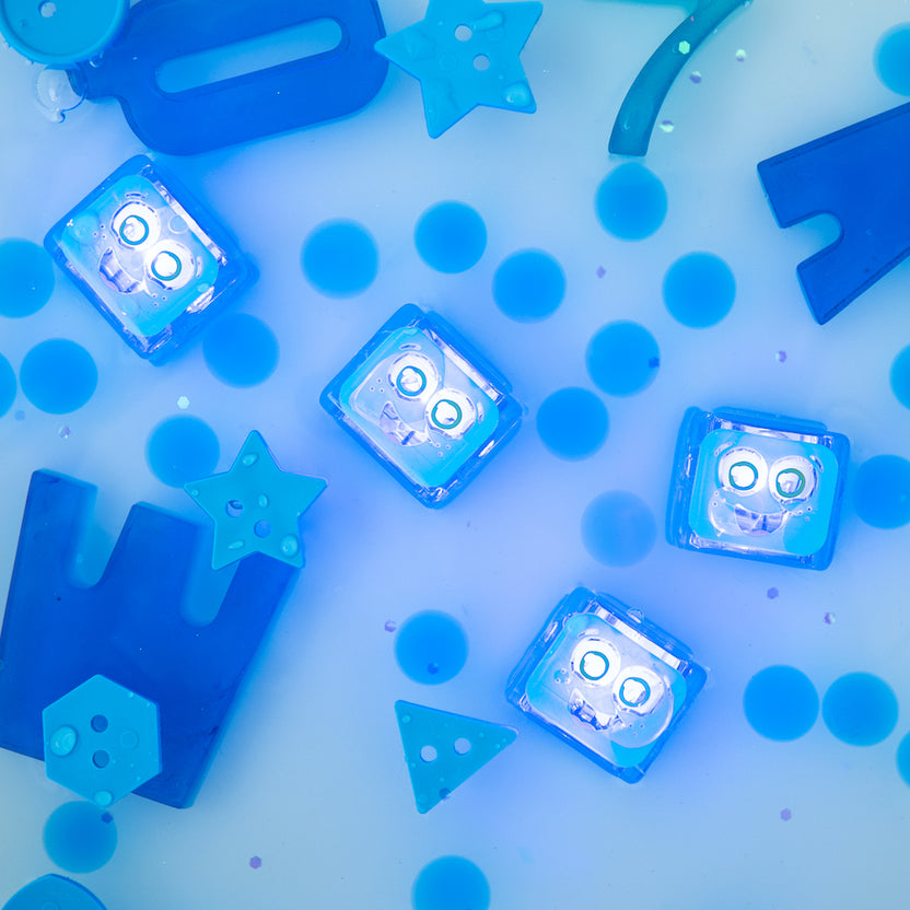 Blair Light-Up Cubes Blue
