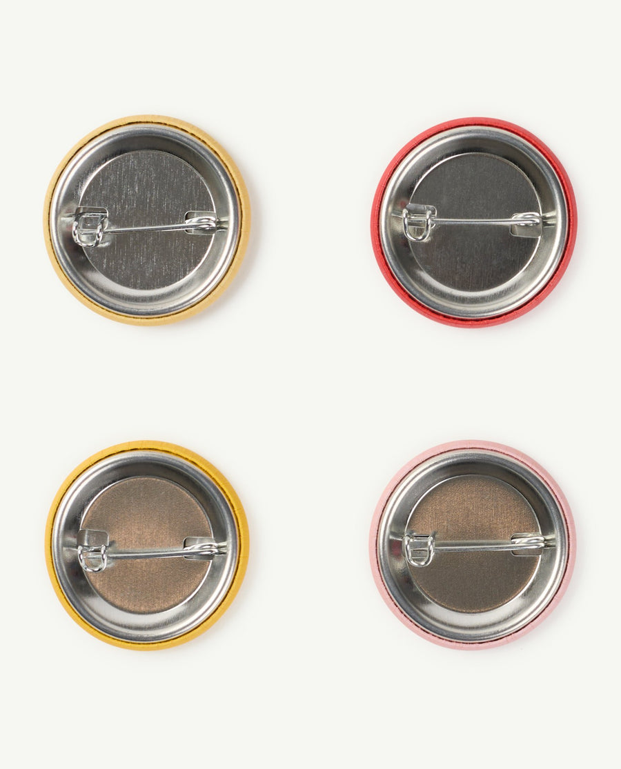 Button Yellow Badge
